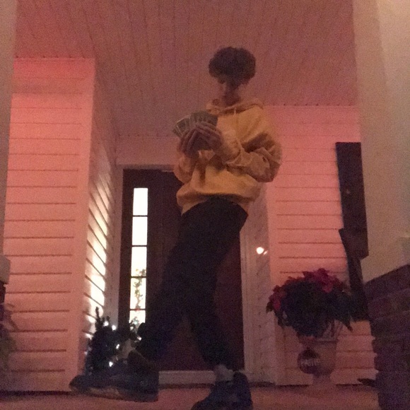 Meet your Posher, Smurr - Picture 1 of 1